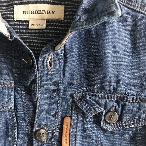 Darling Burberry Shirt for Baby Size 9M - Picture 4 of 6